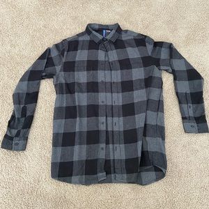 H&M Black/Grey Flannel (Sz M)